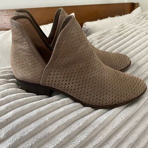 Lucky Brand booties